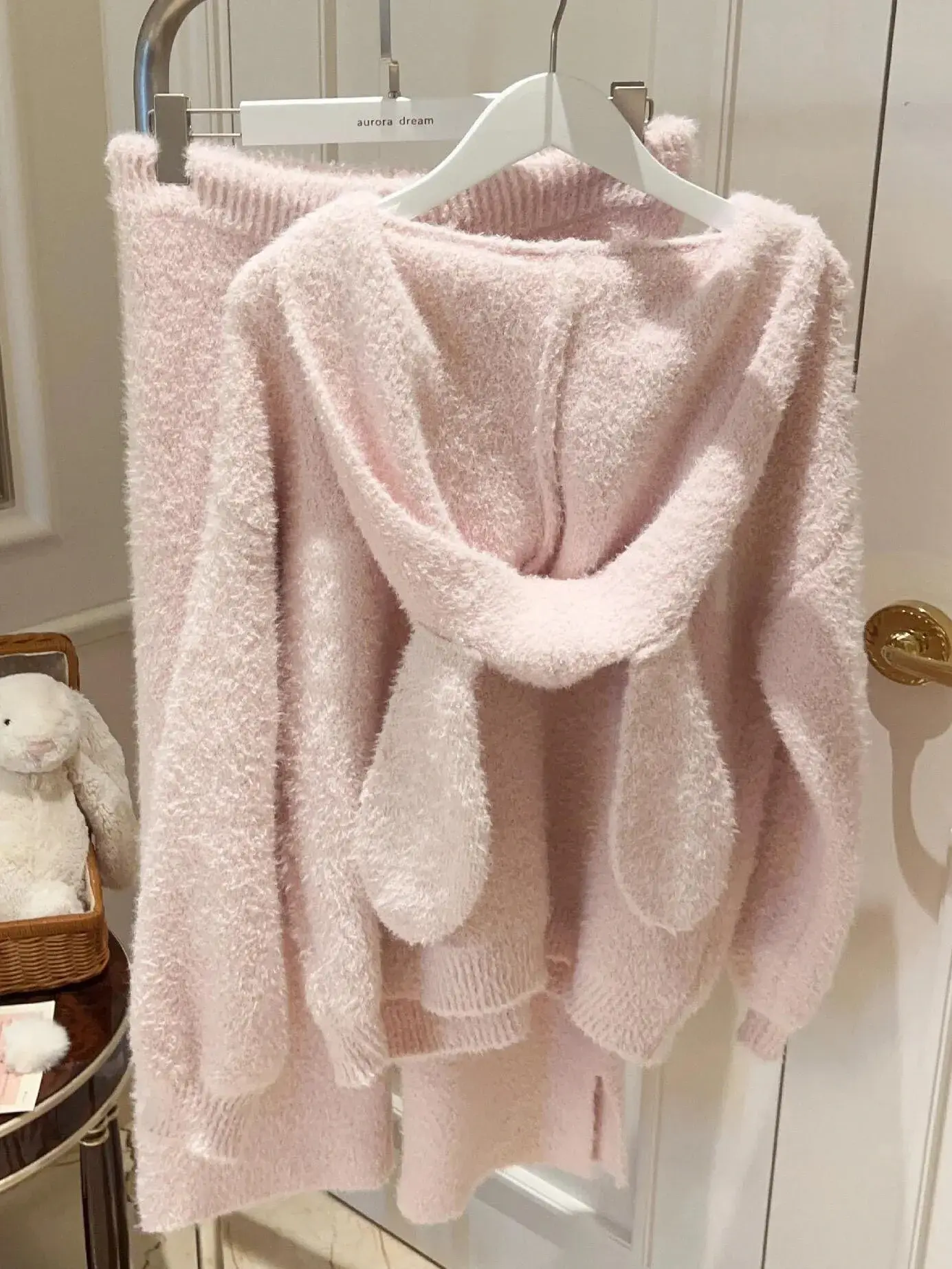 Set da casa per ragazza ossigeno con orecchie da coniglio
